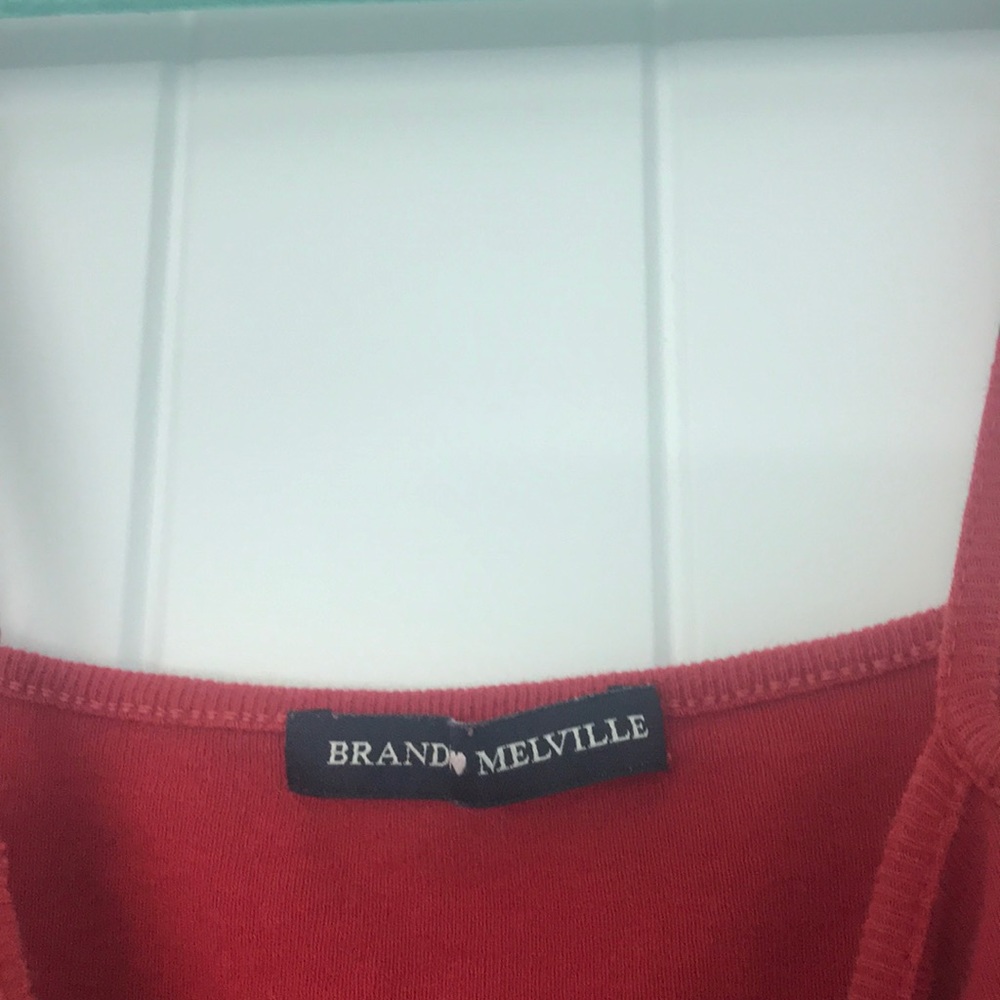 Red Tank - Picture 2 of 2